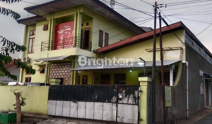 rumah plus tempat usaha bisa buat gudang atau usaha apa aja 1