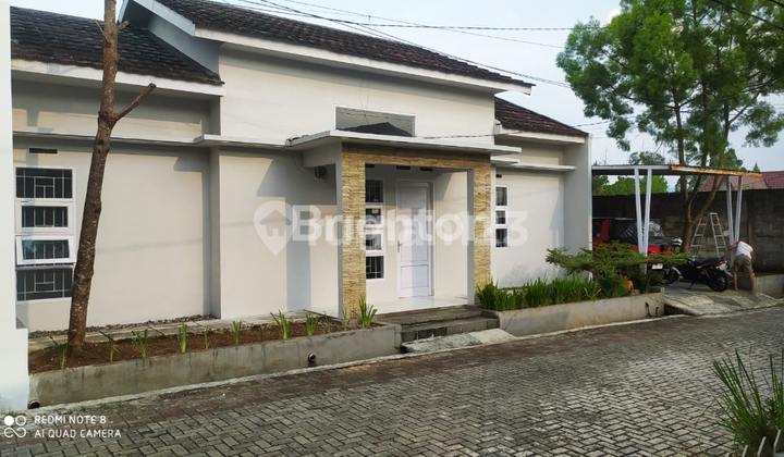 HOUSE FOR SALE IN EMERALD RESIDENCE SUKABUMI 1