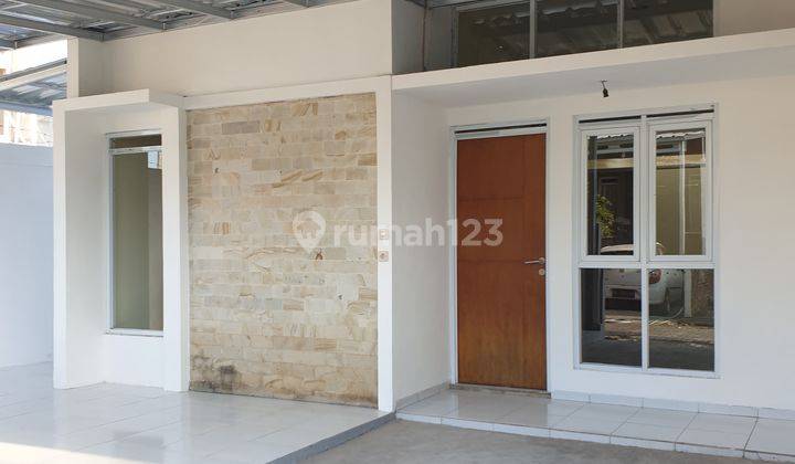 Dijual Rumah dibawah Harga Appraisal Bank Posisi Hook Lokasi di Grand Zamzam Residence 1