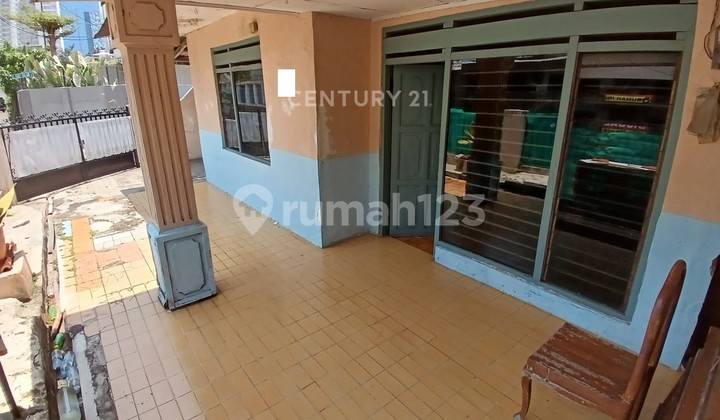 Dijual Rumah Posisi Hook Strategis Di Tebet Jakarta Selatan