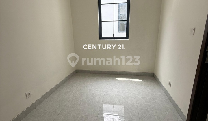 For Rent: Strategic House at an Attractive Price in Bintaro 2