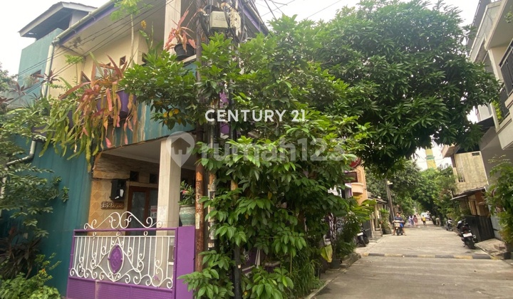 Dijual Rumah Bagus Strategis Siap Huni di Pondok Aren