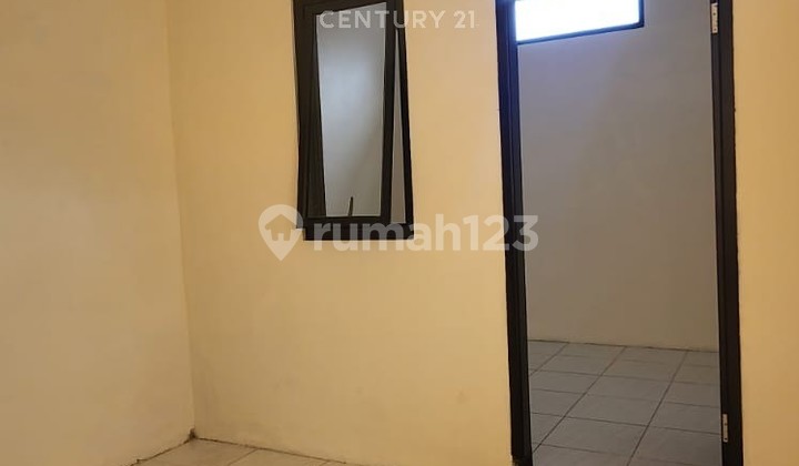 For Rent Per Year House In Cirendeu Strategic Location Ready to Occupy