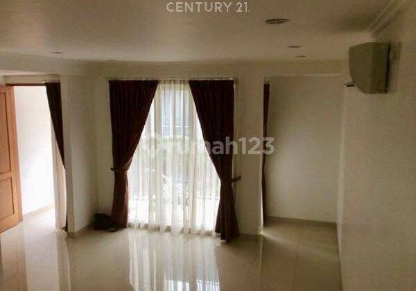 Dijual Rumah Bagus SIap Huni  Di Town House Kemang Jaksel 2