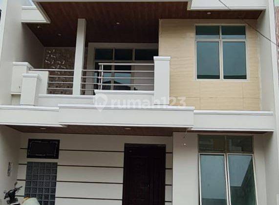 di Jual Rumah Dua Lantai,siap Huni di Modernland Tangerang  1