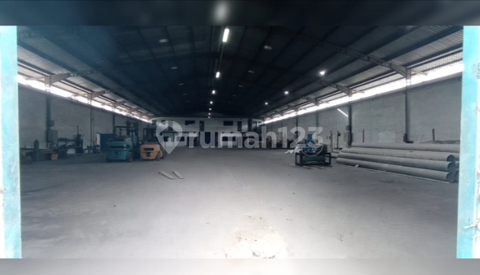Pabrik/Gudang di Jalan Raya Cikande Rangkas Bitung Banten  