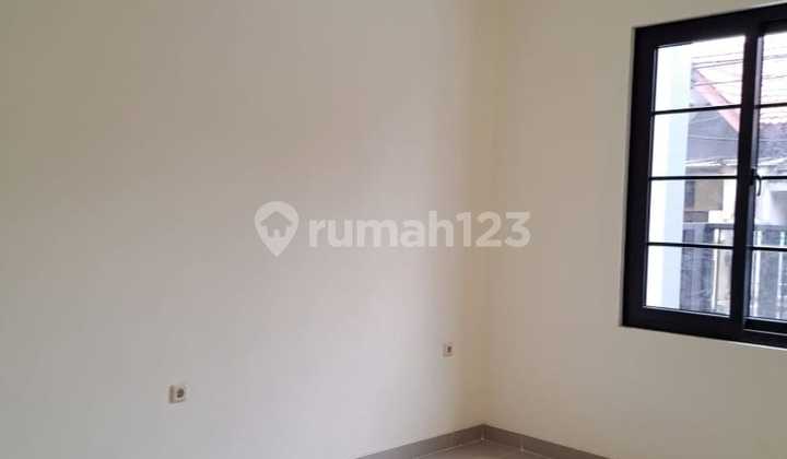 Rumah Minimalis Satu Lantai  Dalam Cluster BSD Tangerang Banten  2