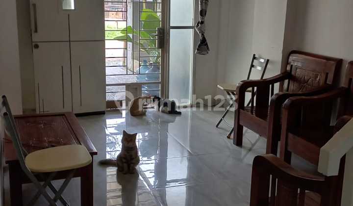 House in Sakura Cluster Modernland Tangerang Banten