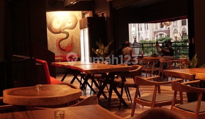 Ruko Furnish dan Design Cafe di Graha Boulevard Gading Serpong Ruko Furnish dan Design Cafe di Graha Boulevard Gading Serpong