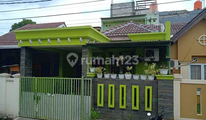 Rumah di Taman Royal Poris Plaward Tangerang Banten 2
