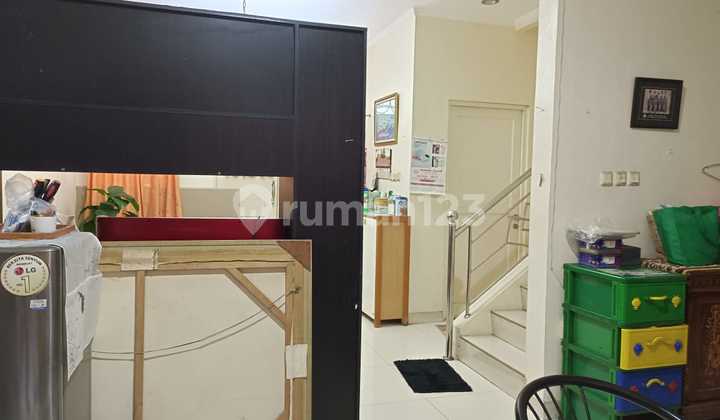 House in a Cluster in Modernland Tangerang Banten