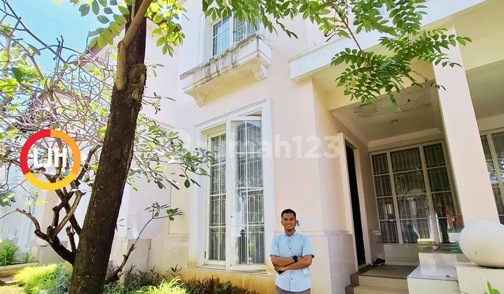 Well-Maintained Fully Furnished 3-Story House on Pettarani Axis, Makassar Well-Maintained Fully Furnished 3-Story House on Pettarani Axis, Makassar