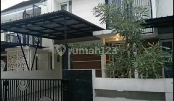 Rumah 2 Lantai, 4 Kamar Tidur, Full Furnished, Modern Minimalis, Siap Huni Lokasi Strategis Dekat Universitas Brawijaya, Uin, Itn, Umm, Unisma, Perumahan Graha Merjosari Asri, Merjosari, Malang Kota, Jawa Timur 1