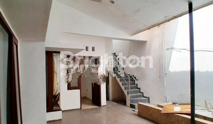 RUMAH 1 LANTAI, KOSONGAN/ UNFURNISHED, 2+1 KAMAR TIDUR, PERUMAHAN GRAHA KENCANA, LOKASI STRATEGIS, DEKAT TOL SINGOSARI, BALEARJOSARI, BLIMBING, MALANG KOTA, JAWA TIMUR 2