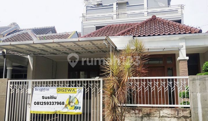 New 2.5-Story House, Semi-Furnished, Ready to Occupy, Taman Sulfat Housing, Sulfat, Malang City, East Java New 2.5-Story House, Semi-Furnished, Ready to Occupy, Taman Sulfat Housing, Sulfat, Malang City, East Java