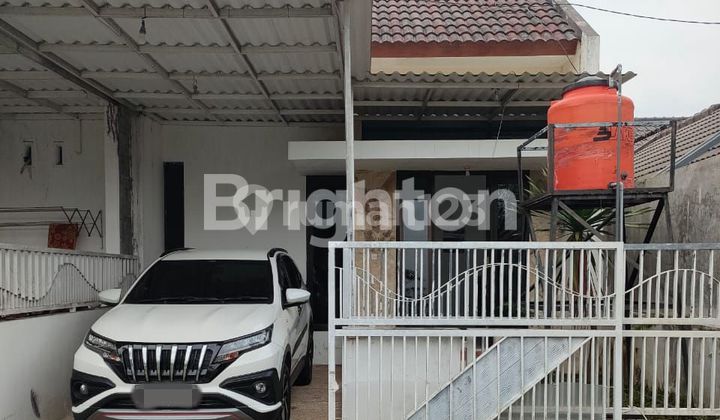 FOR SALE HOUSE VERY STRATEGIC LOCATION IN MALANG