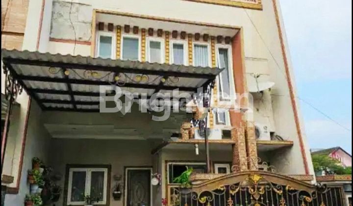 RUMAH 3 LANTAI, FULL FURNISHED, LOKASI STRATEGIS TENGAH KOTA, SULFAT, BLIMBING, MALANG KOTA, JAWA TIMUR RUMAH 3 LANTAI, FULL FURNISHED, LOKASI STRATEGIS TENGAH KOTA, SULFAT, BLIMBING, MALANG KOTA, JAWA TIMUR