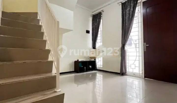 Rumah 2 Lantai, 4 Kamar Tidur, Full Furnished, Modern Minimalis, Siap Huni Lokasi Strategis Dekat Universitas Brawijaya, Uin, Itn, Umm, Unisma, Perumahan Graha Merjosari Asri, Merjosari, Malang Kota, Jawa Timur 2