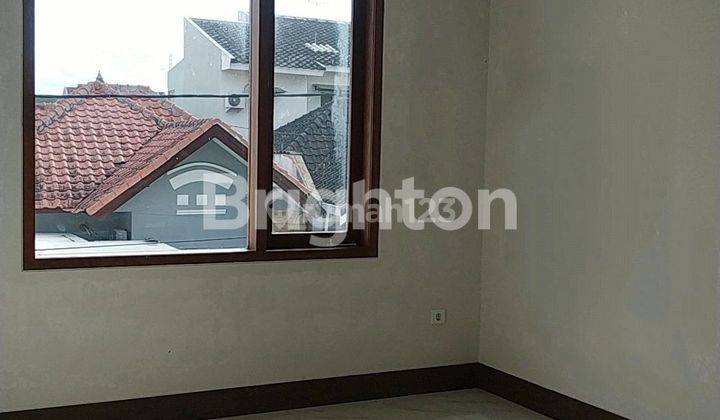 *RUMAH 2 LANTAI, KONDISI SIAP HUNI, BAGUS, BISA SEMI FURNISHED/ UNFURNISHED, TAMAN SULFAT, SULFAT, MALANG KOTA, JAWA TIMUR* 2