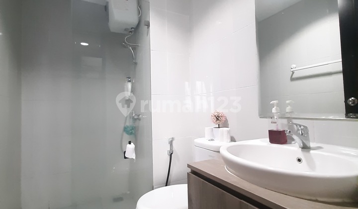 JUAL CEPAT Apartment Unit Hoek 2BR Full Furnished Casa De Parco (CDP) BSD City Tangerang 2