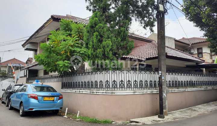 Dijual Rumah Bagus Semi Furnished SHM di Cipete, Jakarta Selatan Dijual Rumah Bagus Semi Furnished SHM di Cipete, Jakarta Selatan