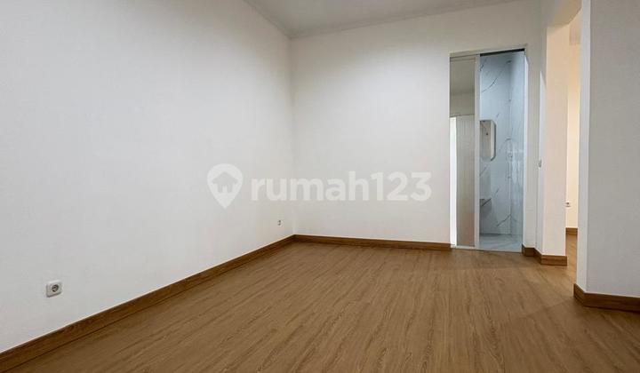 Dijual Rumah Renovasi Total Siap Huni di The Icon Bsd City 2