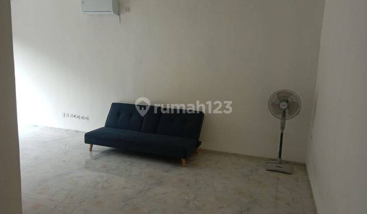 Rumah 2,5 Lantai Semi Furnished Cluster Agate Gading Serpong 2