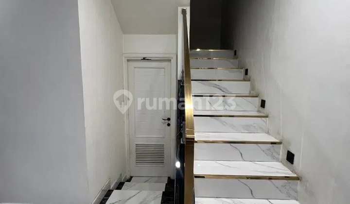 Rumah Mewah Puri Mansion 10x20 3KT SHM Furnished Bagus Murah  2