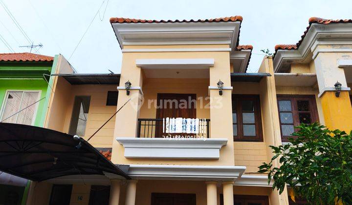 Disewakan Rumah 2 Lantai Eksklusif Jemursari Regency Dekat Ubaya 1