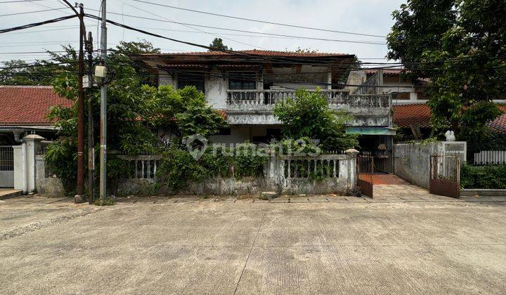 Rumah Hitung Tanah SHM Lokasi Strategis di Kebayoran Baru, Jakarta Selatan 2