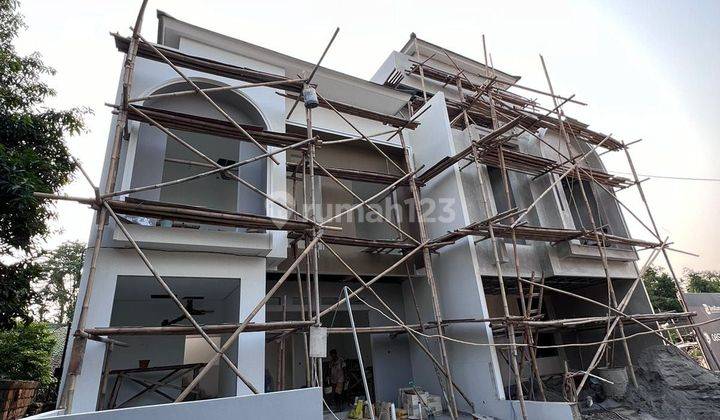 Rumah Mewah 2 Lantai Desain Modern, Fasilitas Lengkap, Selangkah Ke Mrt Lebak Bulus Dan Pusat Perbelanjaan. Dp 0 %! 1