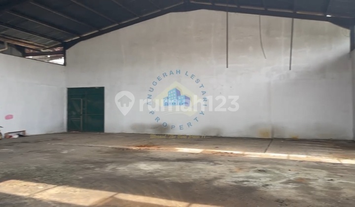 Warehouse for Rent in Batu Ceper Tangerang with 40-Foot Container Access