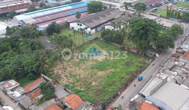 Land on Jl Raya Pasar Kemis Sukamantri, Tangerang - Banten Land on Jl Raya Pasar Kemis Sukamantri, Tangerang - Banten