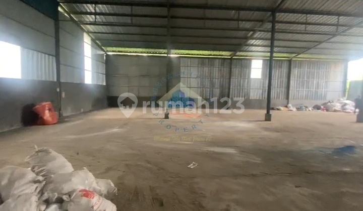 Warehouse for Rent Cheap in Kutruk Tigaraksa Tangerang Near Pemda Warehouse for Rent Cheap in Kutruk Tigaraksa Tangerang Near Pemda