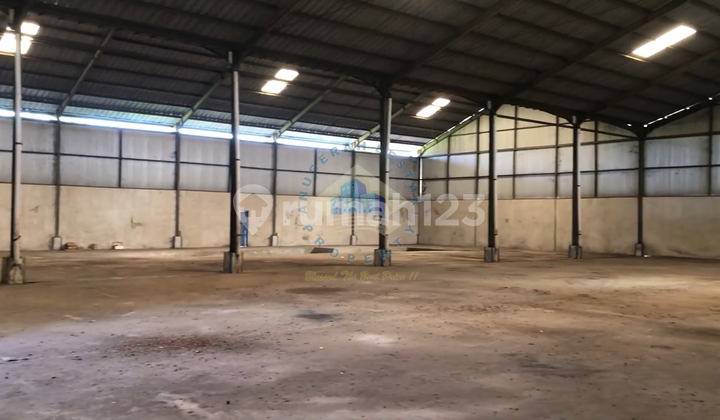 Pabrik di Jl Raya Serang - Jkt Ciujung, Kragilan, Serang Banten Pabrik di Jl Raya Serang - Jkt Ciujung, Kragilan, Serang Banten