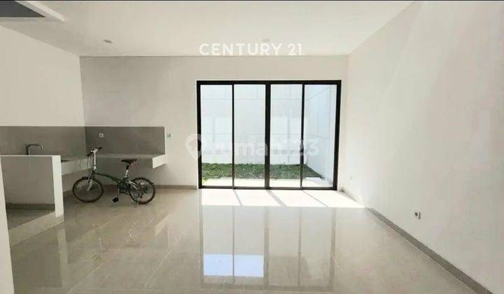 Rumah Cantik 2 Lantai Podomoro Golf View Cluster Iroko Ra15034 2