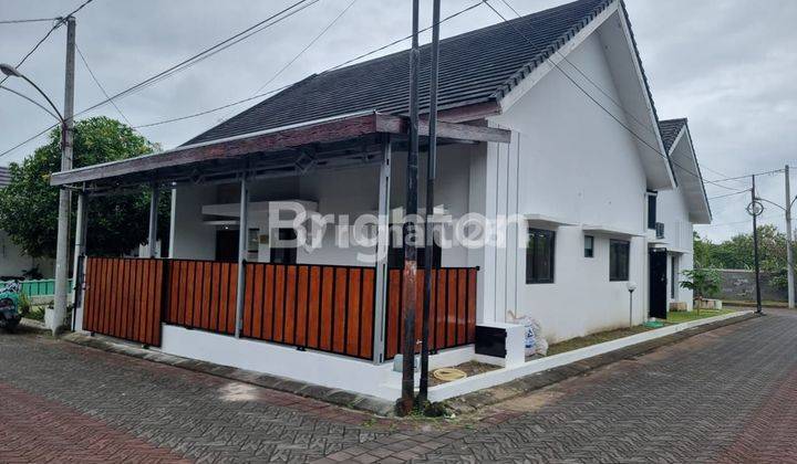 Rumah Cantik Dengan Lokasi Hook Di Perum Pondok Permai 2