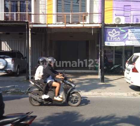2-Story Shop House Ready for Use on East Imogiri Street 2