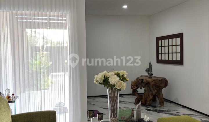 Luxury House In Nganglik Yogyakarta 2