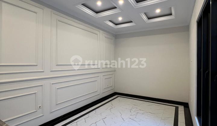 American Style House With Private Pool Dalam Komplek  2