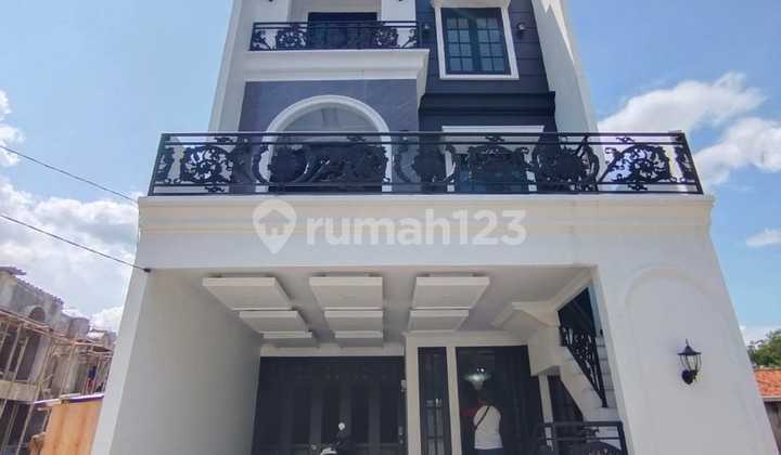 Dijual Rumah Class Tiga Lantai Dalam Cluster Dijual Rumah Class Tiga Lantai Dalam Cluster