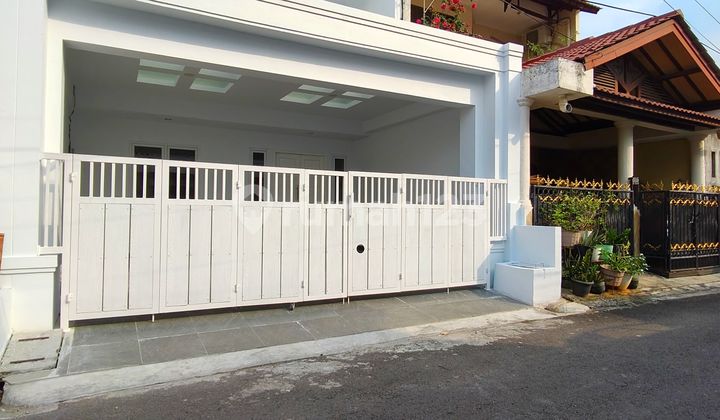 Dijual Rumah Baru 2 Lantai Dalam Komplek Di Pondok Kelapa 