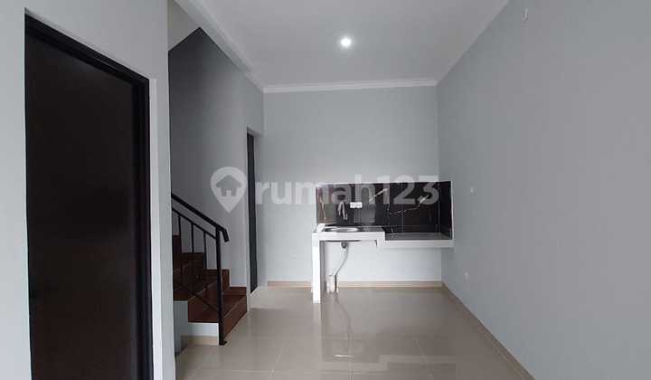 Dijual Rumah Minimalis Tiga Lantai Dalam Clusterdi Poltangan  2