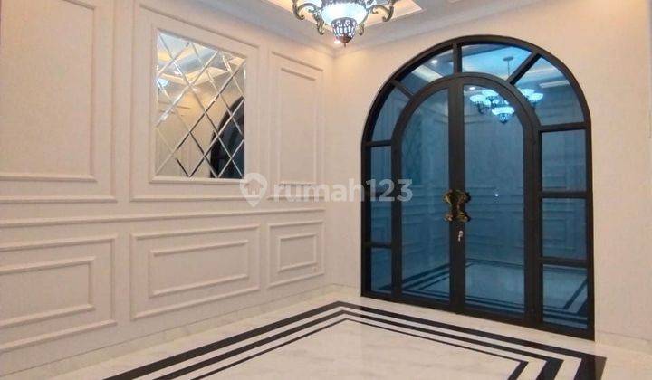 Dijual Rumah Tiga Lantai Rooftop  Siap Huni Dalam Cluster Di Jln Raya Gandaria Jagakarsa Jakarta Selatan  
 2