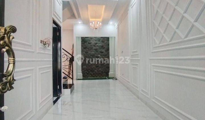 Dijual Rumah Classic Dua Lantai Non Custer Jagakarsa Jln Khafi 2 Jakarta Selatan 
 2