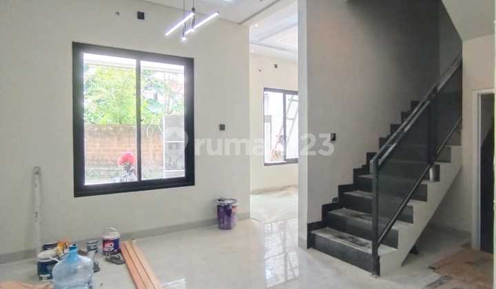 Dijaul Rumah Minimalis 3lantai Rooftop Jagakarsa Non Cluster 2