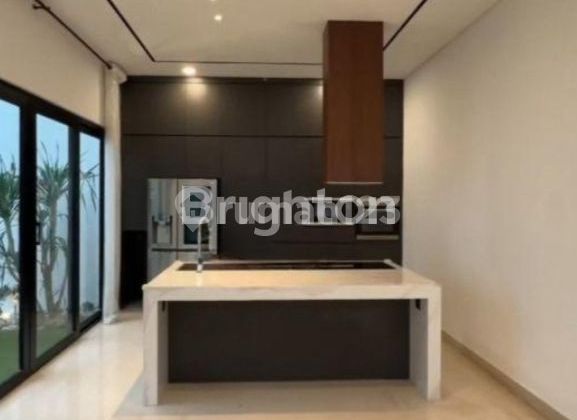 RUMAH MODERN MINIMALIS 2 LANTAI ARAYA LANTAI FULL MARMER DAPUR CAKEP COCOK UNTUK CHEF & FOOD BLOGGER CONTENT CREATOR BUILT IN OVEN MICROWAVE 2