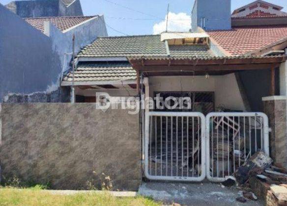 MURAH! Rumah remek hitung tanah daerah pondok tjandra 1