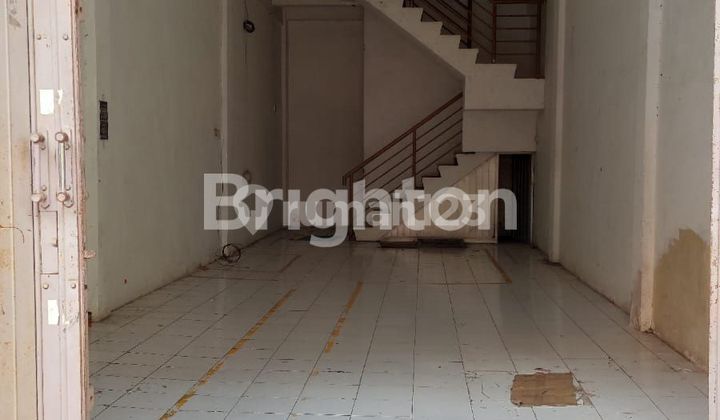 Mutiara Dupak 3-story shop house for rent, strategic location, flood-free, spacious parking area, suitable for any business. 2