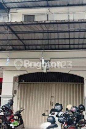 ruko 3 lantai disewakan selangkah ke ubaya, Transmart rungkut, RS Ubaya 1